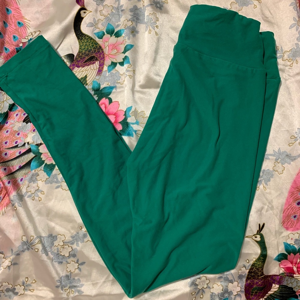 NWOT Solid Green Leggings